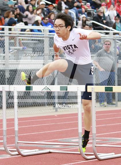 Thumbnail 1 in 4th Annual Randy Sturgeon Invitational (100, 110 HH, 300 LH, 400) photogallery.