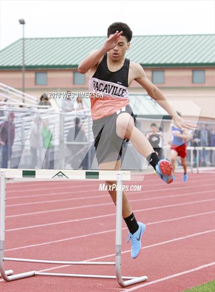 Thumbnail 3 in 4th Annual Randy Sturgeon Invitational (100, 110 HH, 300 LH, 400) photogallery.