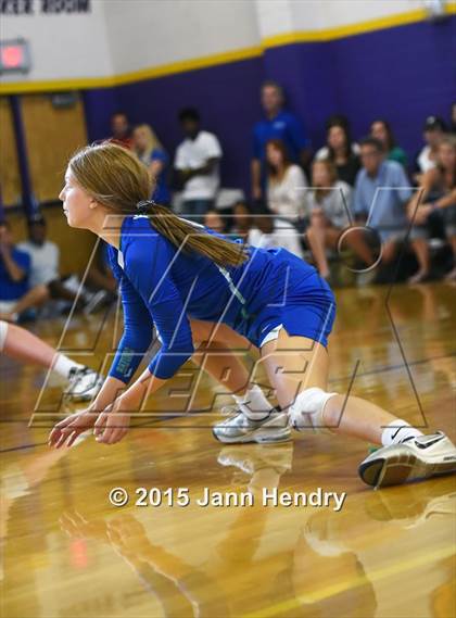 Thumbnail 1 in Xavier College Prep vs. Santa Margarita (Durango Fall Classic) photogallery.