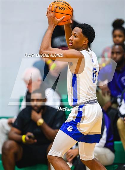 Thumbnail 3 in Hialeah Educational Academy vs. IMG Academy (Sun Bash Miami) photogallery.