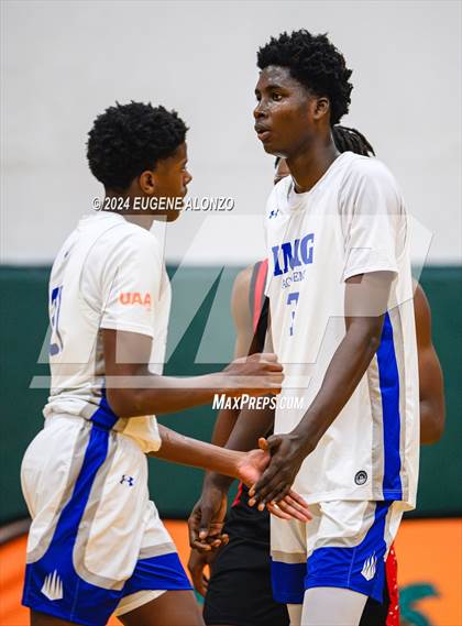 Thumbnail 2 in Hialeah Educational Academy vs. IMG Academy (Sun Bash Miami) photogallery.