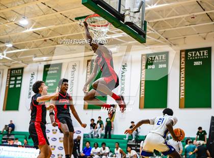 Thumbnail 2 in Hialeah Educational Academy vs. IMG Academy (Sun Bash Miami) photogallery.
