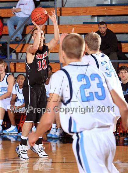 Thumbnail 1 in San Pedro @ Venice (CIF LA City Section Playoffs) photogallery.