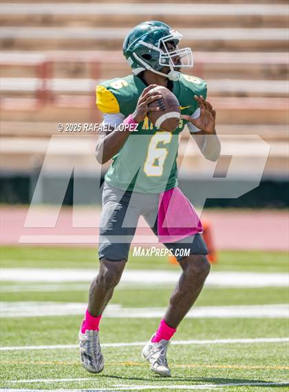 Thumbnail 3 in Waltrip @ Sharpstown photogallery.