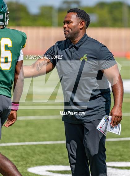 Thumbnail 3 in Waltrip @ Sharpstown photogallery.