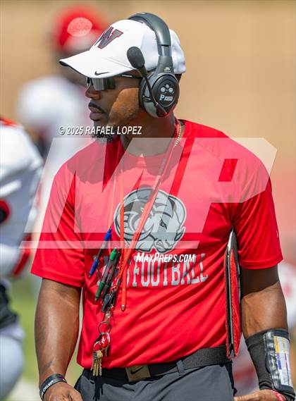Thumbnail 1 in Waltrip @ Sharpstown photogallery.