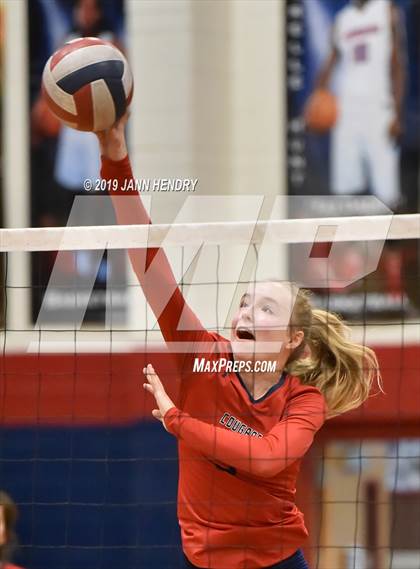 Thumbnail 3 in Moanalua @ Coronado photogallery.