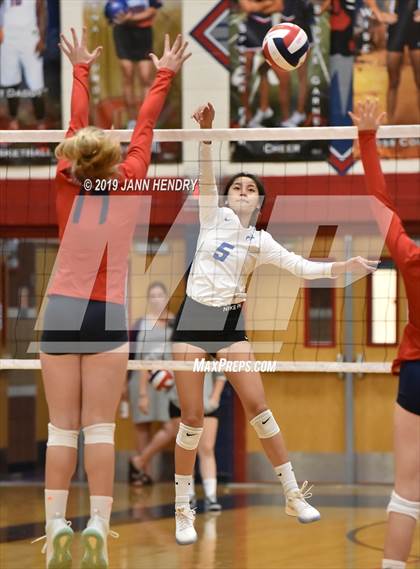 Thumbnail 3 in Moanalua @ Coronado photogallery.