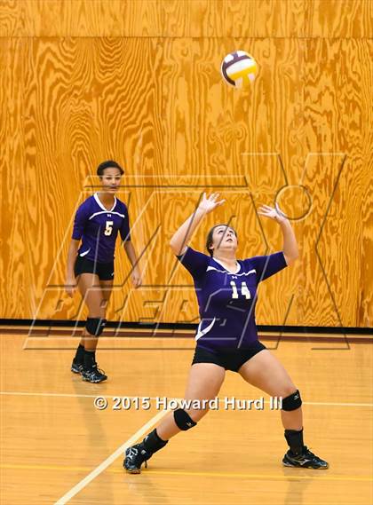 Thumbnail 1 in Chisholm Trail vs Saginaw (EMS-ISD Tournament) photogallery.
