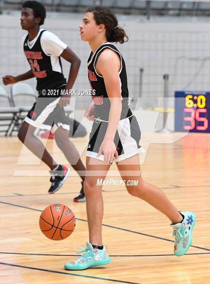 Thumbnail 3 in Central vs. Red Mountain - Section 7 Basketball Tournament photogallery.