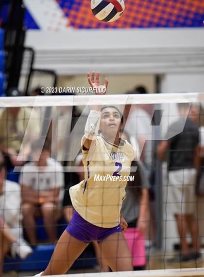 Thumbnail 2 in Hamilton vs Notre Dame (Westwood Tournament of Champions) photogallery.