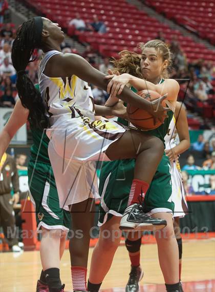 Thumbnail 3 in La Costa Canyon vs Serra (CIF SDS D2 Final) photogallery.