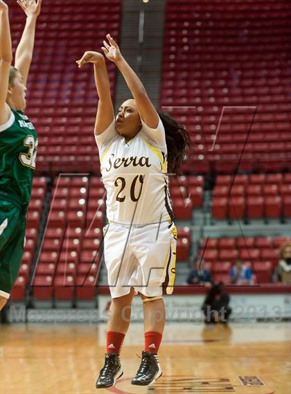 Thumbnail 3 in La Costa Canyon vs Serra (CIF SDS D2 Final) photogallery.