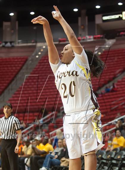 Thumbnail 3 in La Costa Canyon vs Serra (CIF SDS D2 Final) photogallery.