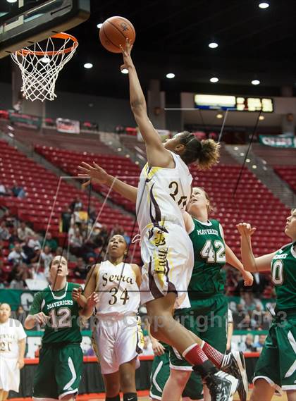 Thumbnail 1 in La Costa Canyon vs Serra (CIF SDS D2 Final) photogallery.