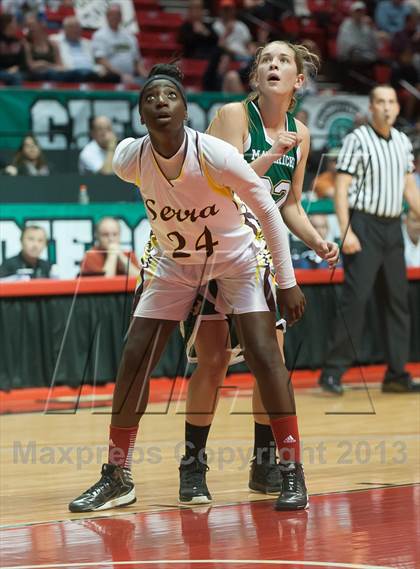Thumbnail 3 in La Costa Canyon vs Serra (CIF SDS D2 Final) photogallery.