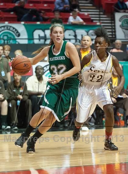 Thumbnail 3 in La Costa Canyon vs Serra (CIF SDS D2 Final) photogallery.