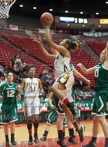 Thumbnail 3 in La Costa Canyon vs Serra (CIF SDS D2 Final) photogallery.