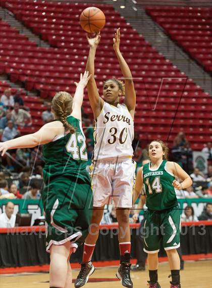 Thumbnail 3 in La Costa Canyon vs Serra (CIF SDS D2 Final) photogallery.
