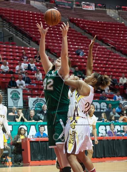Thumbnail 2 in La Costa Canyon vs Serra (CIF SDS D2 Final) photogallery.