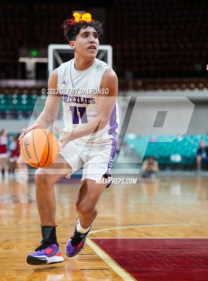 Thumbnail 3 in Dakota Ridge vs Mesa Ridge (CHSAA 5A Great 8) photogallery.