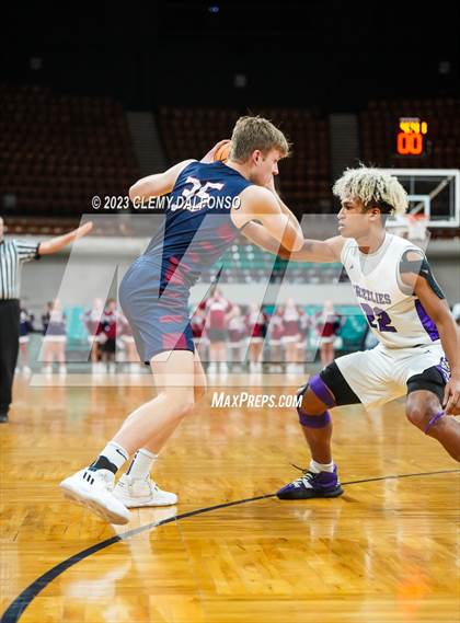 Thumbnail 2 in Dakota Ridge vs Mesa Ridge (CHSAA 5A Great 8) photogallery.