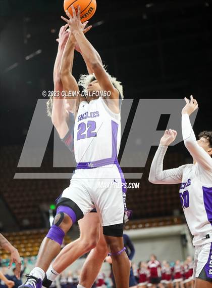 Thumbnail 2 in Dakota Ridge vs Mesa Ridge (CHSAA 5A Great 8) photogallery.