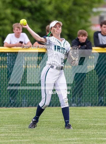 Thumbnail 3 in Cathedral vs Northview (IHSAA 3A Regional)  photogallery.