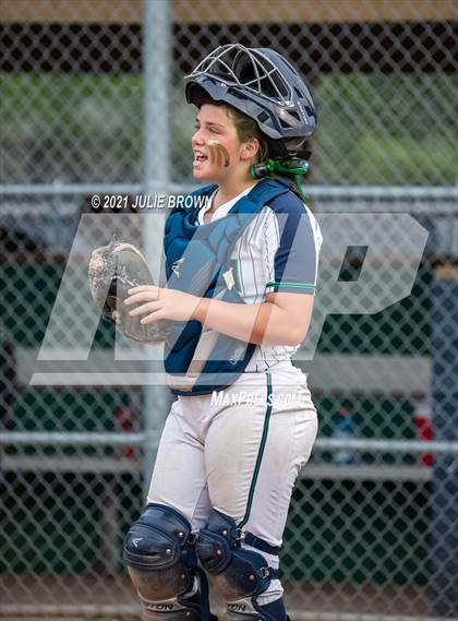 Thumbnail 2 in Cathedral vs Northview (IHSAA 3A Regional)  photogallery.