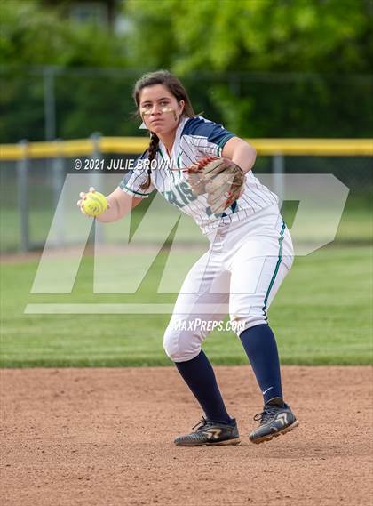 Thumbnail 1 in Cathedral vs Northview (IHSAA 3A Regional)  photogallery.