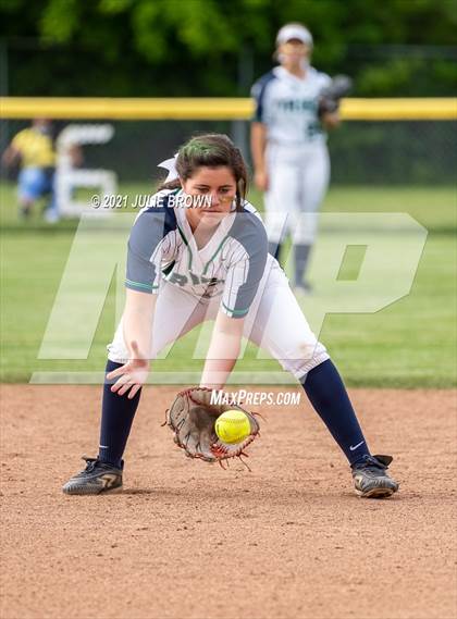 Thumbnail 2 in Cathedral vs Northview (IHSAA 3A Regional)  photogallery.