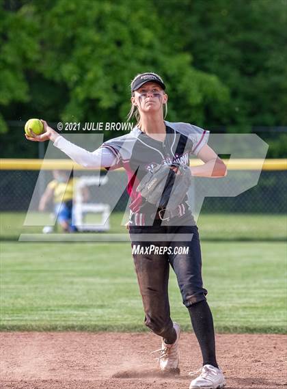 Thumbnail 1 in Cathedral vs Northview (IHSAA 3A Regional)  photogallery.