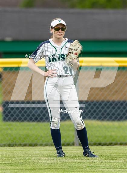 Thumbnail 3 in Cathedral vs Northview (IHSAA 3A Regional)  photogallery.