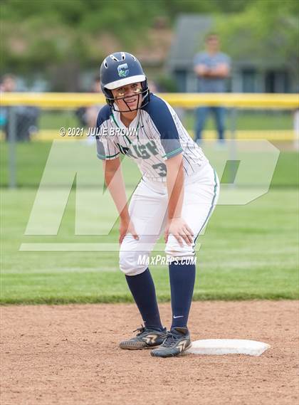 Thumbnail 2 in Cathedral vs Northview (IHSAA 3A Regional)  photogallery.