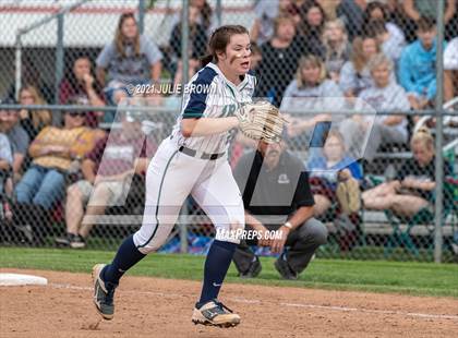 Thumbnail 3 in Cathedral vs Northview (IHSAA 3A Regional)  photogallery.