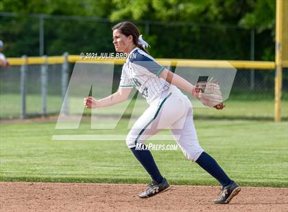 Thumbnail 2 in Cathedral vs Northview (IHSAA 3A Regional)  photogallery.