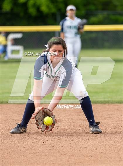 Thumbnail 3 in Cathedral vs Northview (IHSAA 3A Regional)  photogallery.