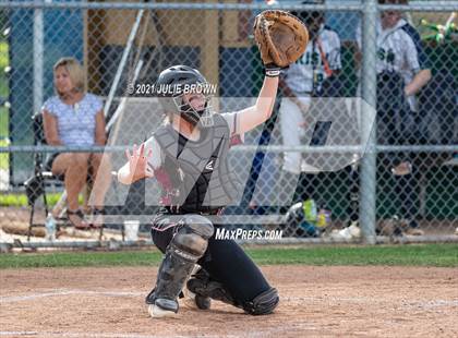 Thumbnail 2 in Cathedral vs Northview (IHSAA 3A Regional)  photogallery.