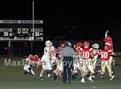 Thumbnail 2 in Village Christian vs. Whittier Christian (CIF SS Playoffs) photogallery.