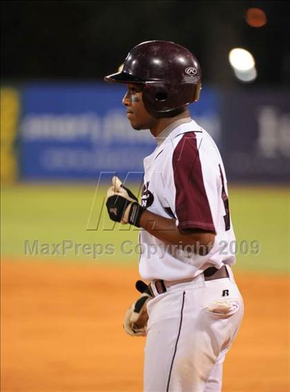 Thumbnail 2 in Brazoswood vs Pearland (UIL 5A SF - Game 1 ) photogallery.