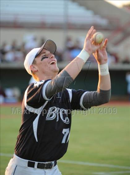 Thumbnail 3 in Brazoswood vs Pearland (UIL 5A SF - Game 1 ) photogallery.