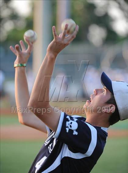 Thumbnail 1 in Brazoswood vs Pearland (UIL 5A SF - Game 1 ) photogallery.