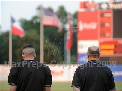 Thumbnail 2 in Brazoswood vs Pearland (UIL 5A SF - Game 1 ) photogallery.