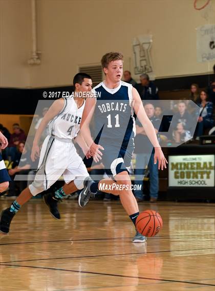 Thumbnail 2 in Virginia City vs. White Pine (Serpent Classic) photogallery.