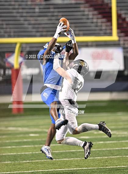 Thumbnail 2 in Bryant vs. Bentonville (AAA 7A State Final) photogallery.