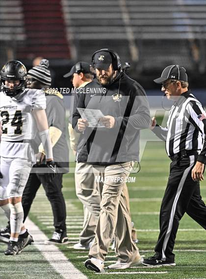 Thumbnail 3 in Bryant vs. Bentonville (AAA 7A State Final) photogallery.