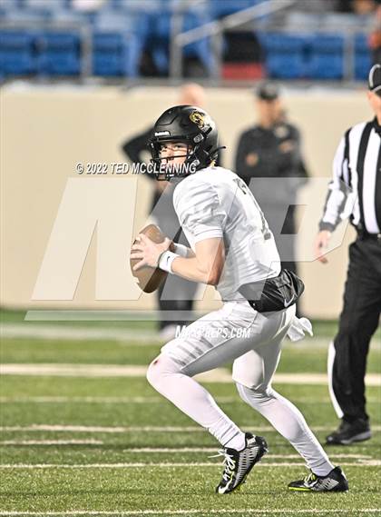 Thumbnail 1 in Bryant vs. Bentonville (AAA 7A State Final) photogallery.