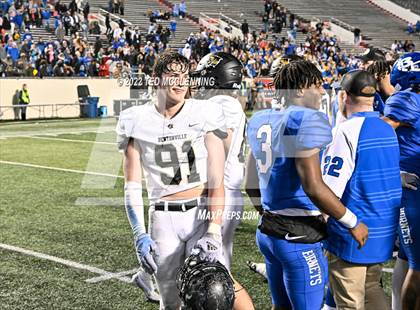 Thumbnail 3 in Bryant vs. Bentonville (AAA 7A State Final) photogallery.
