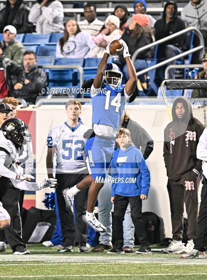 Thumbnail 3 in Bryant vs. Bentonville (AAA 7A State Final) photogallery.