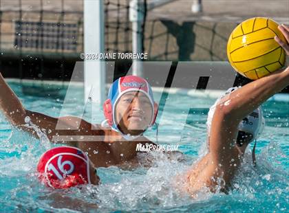 Thumbnail 3 in Citrus Valley vs Santa Ana D4 Round 1 photogallery.